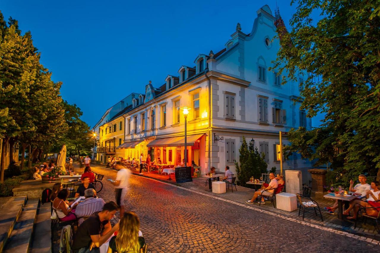 Blaha Rooms Balatonfured Bagian luar foto