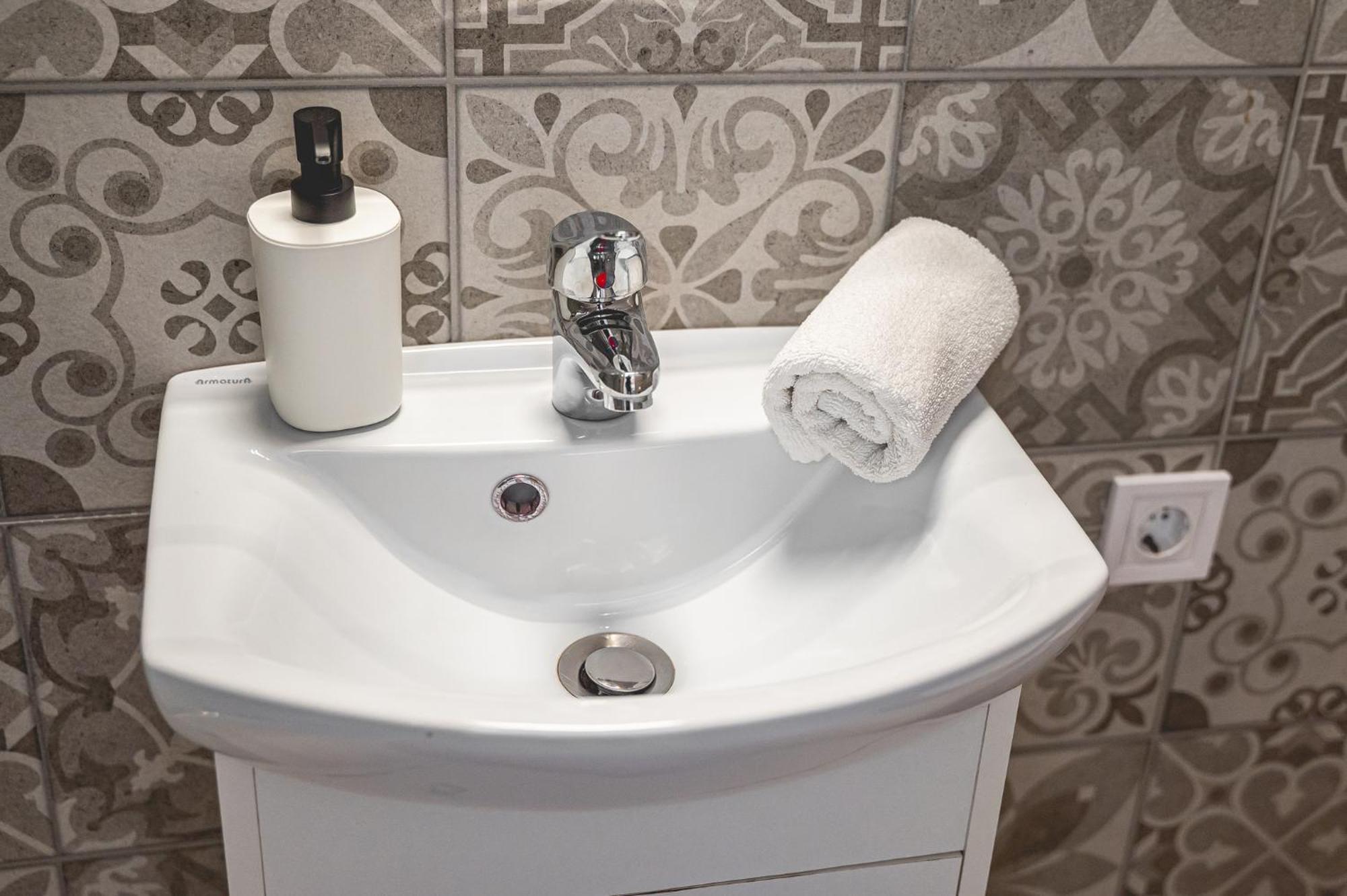 Blaha Rooms Balatonfured Bagian luar foto